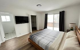 Letitia Heights !E Spacious And Quiet Private Bedroom With Private Bathroom