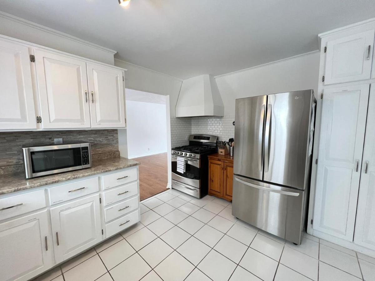 Letitia Heights !E Spacious And Quiet Private Bedroom With Private Bathroom Barrie Exterior photo